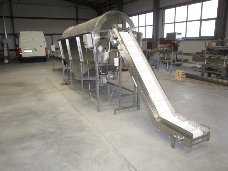 Peeling machine